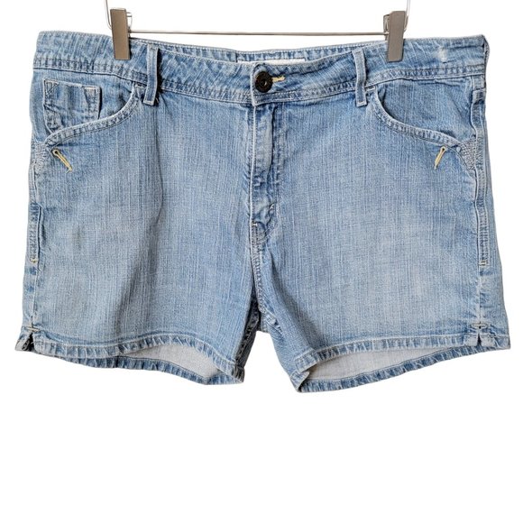 Signature by Levi Strauss Pants - Levi Strauss Signature Vintage Denim Jean Shorts